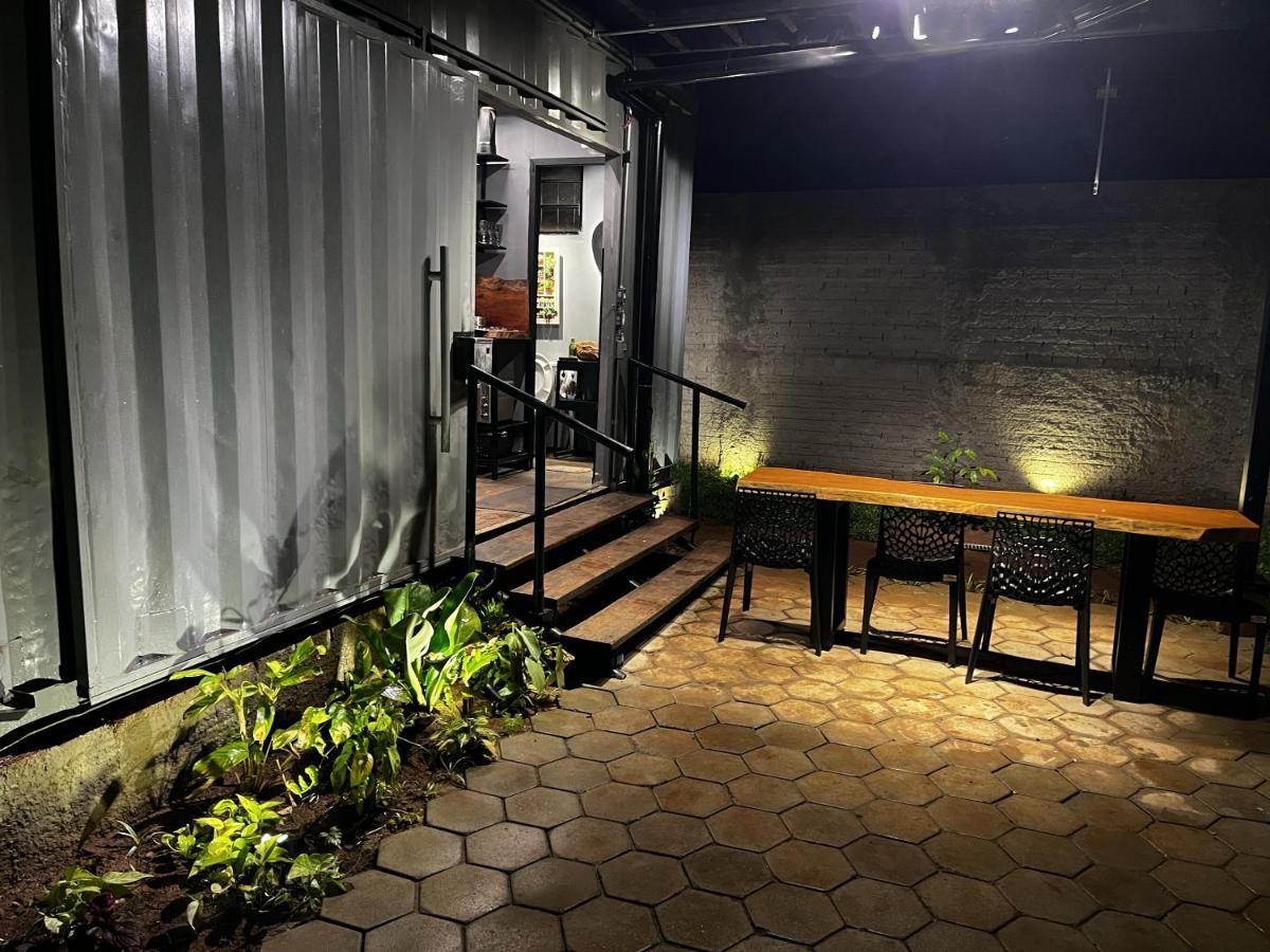 Container-Spa Quente, Projetor Cine, Lareira, Churrasqueira-20Km De Brotas Torrinha エクステリア 写真